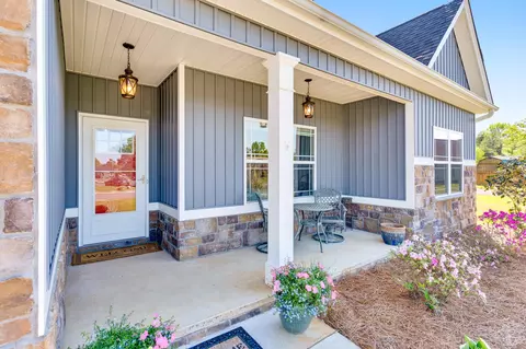 53 Ginger Lake Dr, Rock Spring, GA 30739 photo 9