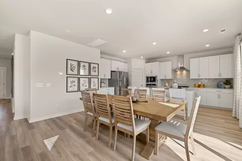 Dining - 1206 Carson Dr, Murfreesboro, TN 37130 photo 3 of 3