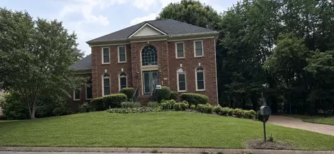 915 Briarwood Crst, Nashville, TN 37221