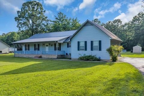 861 Circle Dr, Manchester, TN 37355