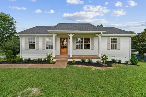 1132 Peter Pond Rd, Ashland City, TN 37015