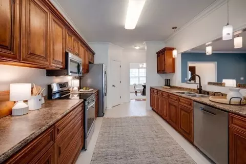 Kitchen - 264 Firetower Rd, Dickson, TN 37055 photo 2 of 4