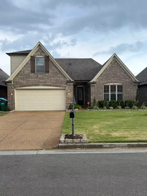 90 Willow Springs Ln, Oakland, TN 38060