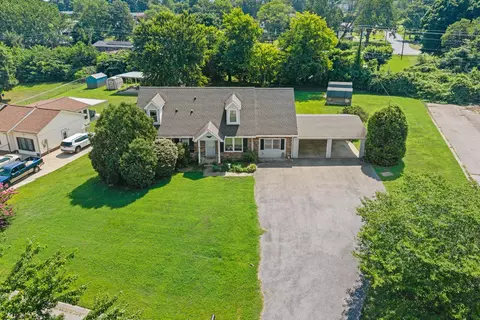 337 Kelsey Dr, Clarksville, TN 37042