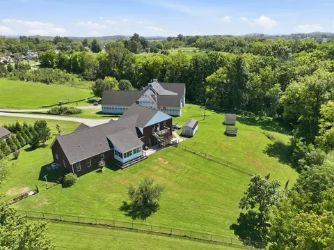 762 Waldron Rd, La Vergne, TN 37086