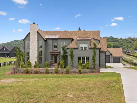 10729 Versailles Rd, Rockvale, TN 37153
