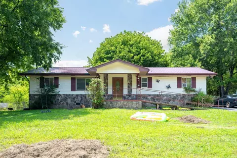 19 Bright Ln, Ringgold, GA 30736