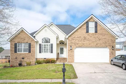 18 Avenue Of The Oaks, Rock Spring, GA 30739
