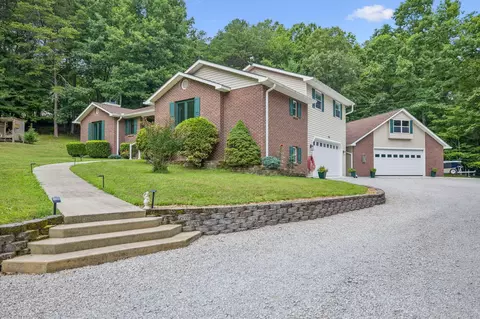 290 Goodstock Rd, Crossville, TN 38555