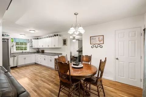 Dining - 269 Pleasant Ridge Rd, Goodspring, TN 38460 photo 1 of 1