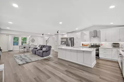 1011 Valley Ln, White House, TN 37188