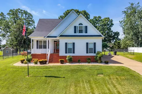 Exterior - 109 Hillside Dr, Dickson, TN 37055 photo 15 of 15