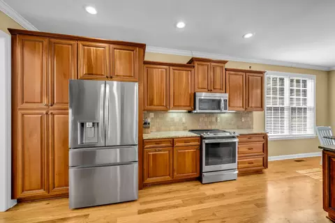 Kitchen - 109 Hillside Dr, Dickson, TN 37055 photo 1 of 5