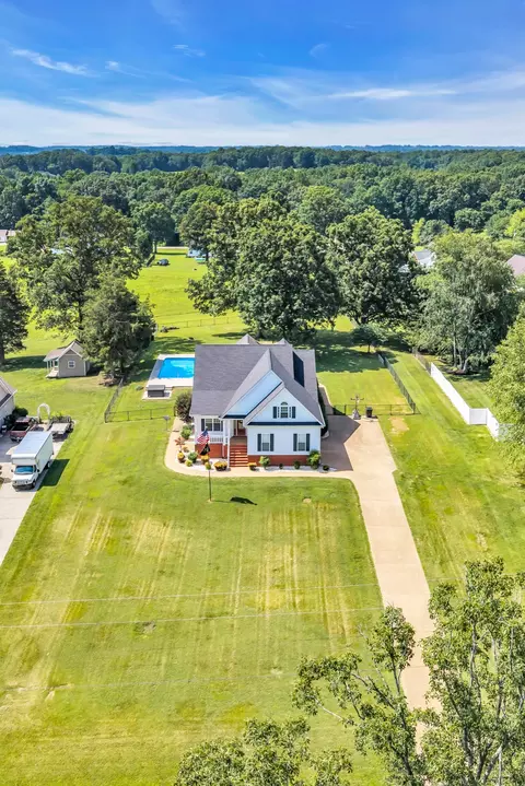 View/Area - 109 Hillside Dr, Dickson, TN 37055 photo 2 of 3