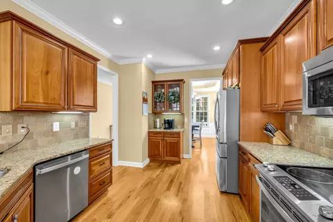 Kitchen - 109 Hillside Dr, Dickson, TN 37055 photo 3 of 5