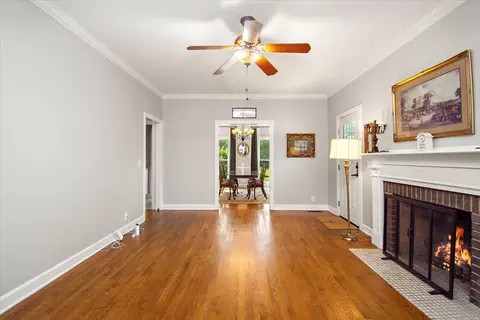 Living - 3228 E Compton Rd, Murfreesboro, TN 37130 photo 3 of 5
