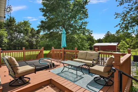 Exterior - 3228 E Compton Rd, Murfreesboro, TN 37130 photo 5 of 10