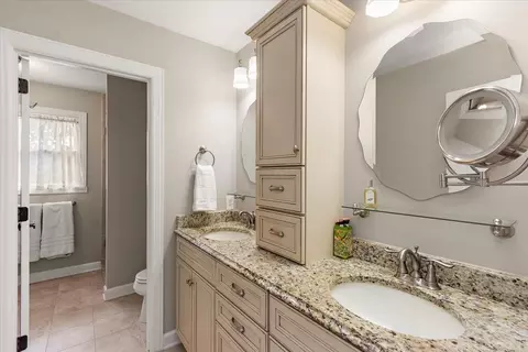 Bath - 3228 E Compton Rd, Murfreesboro, TN 37130 photo 2 of 5