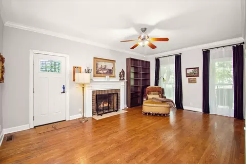 Living - 3228 E Compton Rd, Murfreesboro, TN 37130 photo 1 of 5