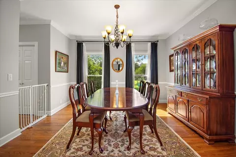 Dining - 3228 E Compton Rd, Murfreesboro, TN 37130 photo 3 of 4