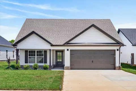 2700 Brewster Dr, Clarksville, TN 37042