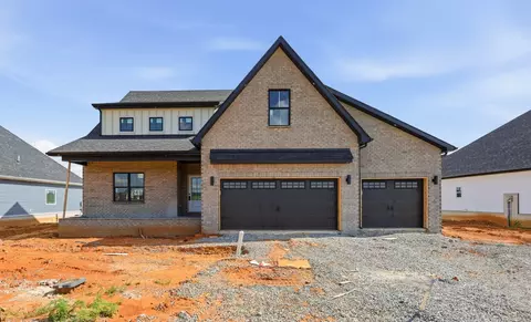 218 Low Plains Ln, Clarksville, TN 37043