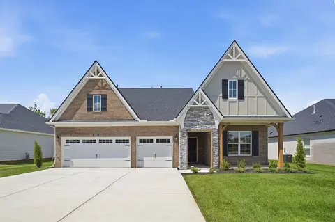 833 Odell Dr, White House, TN 37188