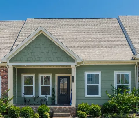 1576 Cedarbrooke Ln, Lebanon, TN 37090