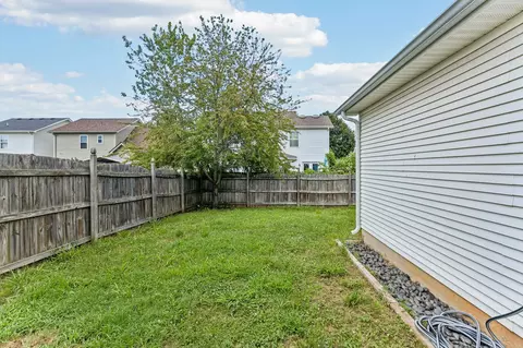 Exterior - 5056 Tabitha St, Murfreesboro, TN 37129 photo 2 of 8