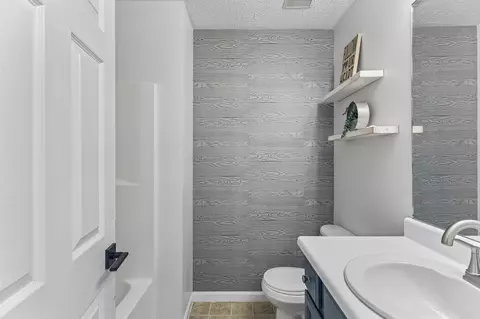 Bath - 5056 Tabitha St, Murfreesboro, TN 37129 photo 1 of 3