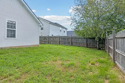 Exterior - 5056 Tabitha St, Murfreesboro, TN 37129 photo 5 of 8