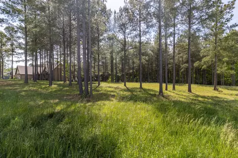 1600 Raulston Falls Rd, Jasper, TN 37347