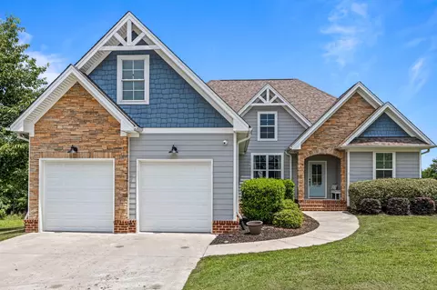 10952 High River Dr, Soddy Daisy, TN 37379