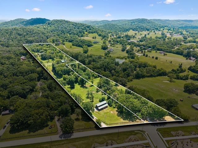 2671 Sanford Rd, Nolensville, TN 37135