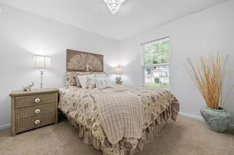 Bedroom - 2735 Roscommon Dr, Murfreesboro, TN 37128 photo 5 of 12