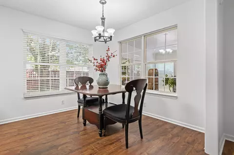 Dining - 2735 Roscommon Dr, Murfreesboro, TN 37128 photo 2 of 2