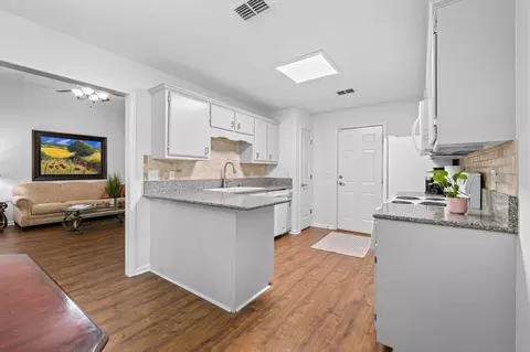 2735 Roscommon Dr, Murfreesboro, TN 37128