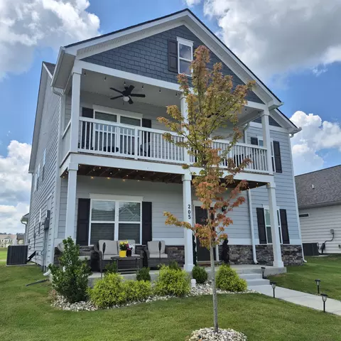 205 Gunnersbury Dr, Lebanon, TN 37087