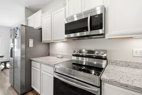 Kitchen - 325 Ruby Cate Way, Murfreesboro, TN 37128 photo 3 of 3