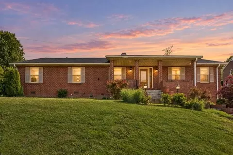 920 Kelly June Dr, Mount Juliet, TN 37122