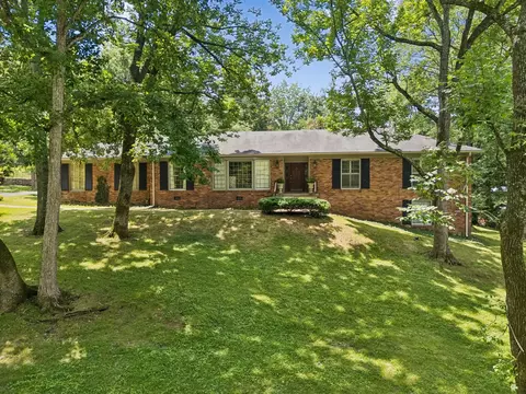 6513 Brownlee Dr, Nashville, TN 37205