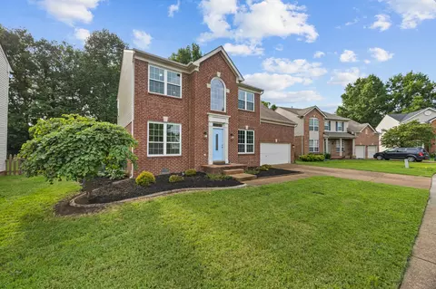 Exterior - 304 Devonshire Dr, Franklin, TN 37064 photo 4 of 9