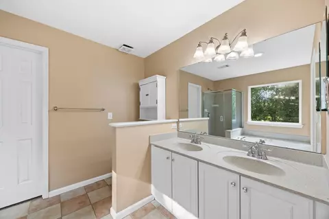 Bath - 304 Devonshire Dr, Franklin, TN 37064 photo 4 of 5