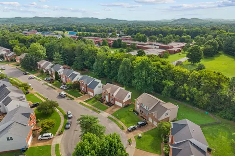 View/Area - 304 Devonshire Dr, Franklin, TN 37064 photo 4 of 4
