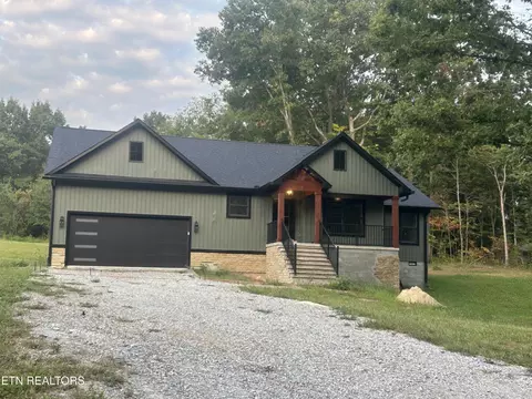 214 Georgee Rd, Jamestown, TN 38556