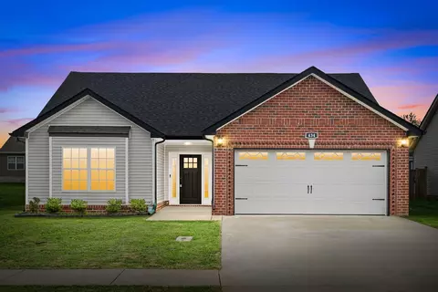 434 Irish Hills Dr, Clarksville, TN 37042