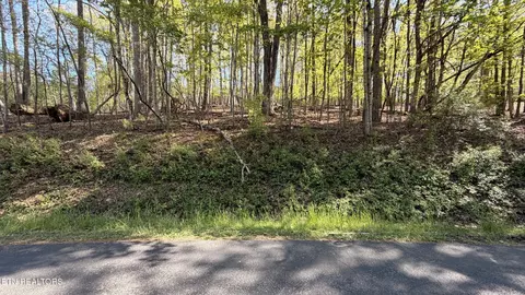 280 Ootsima Way, Loudon, TN 37774
