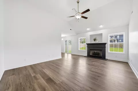 1854 Macarther Way, Clarksville, TN 37042