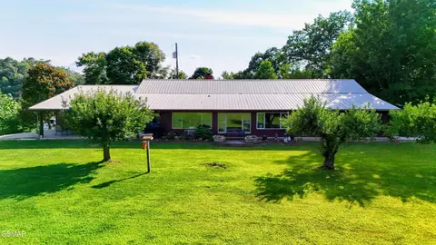 3521 James Phillips Way, Sevierville, TN 37876