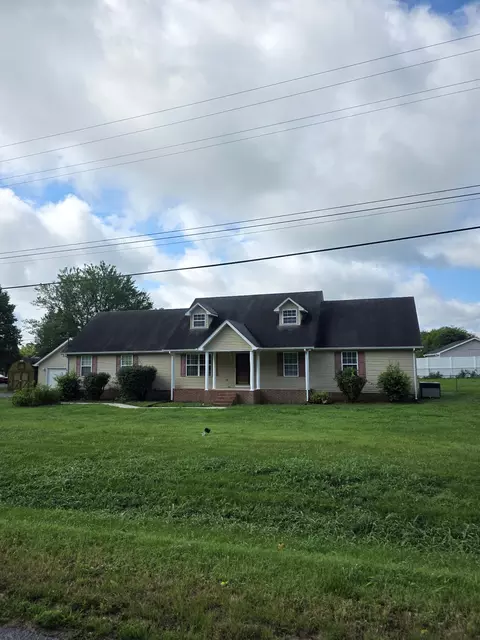 102 Cascade Ln, Bell Buckle, TN 37020